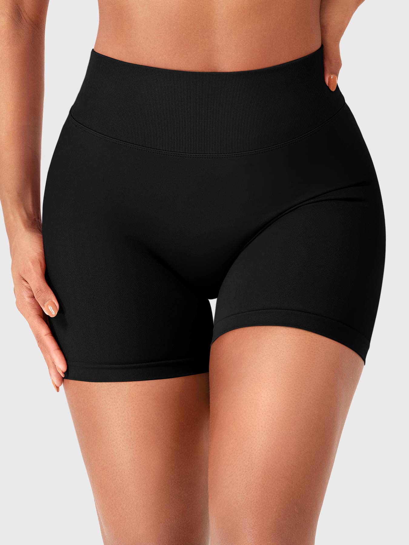 Lyne London™ | SoftHue V-back Shorts