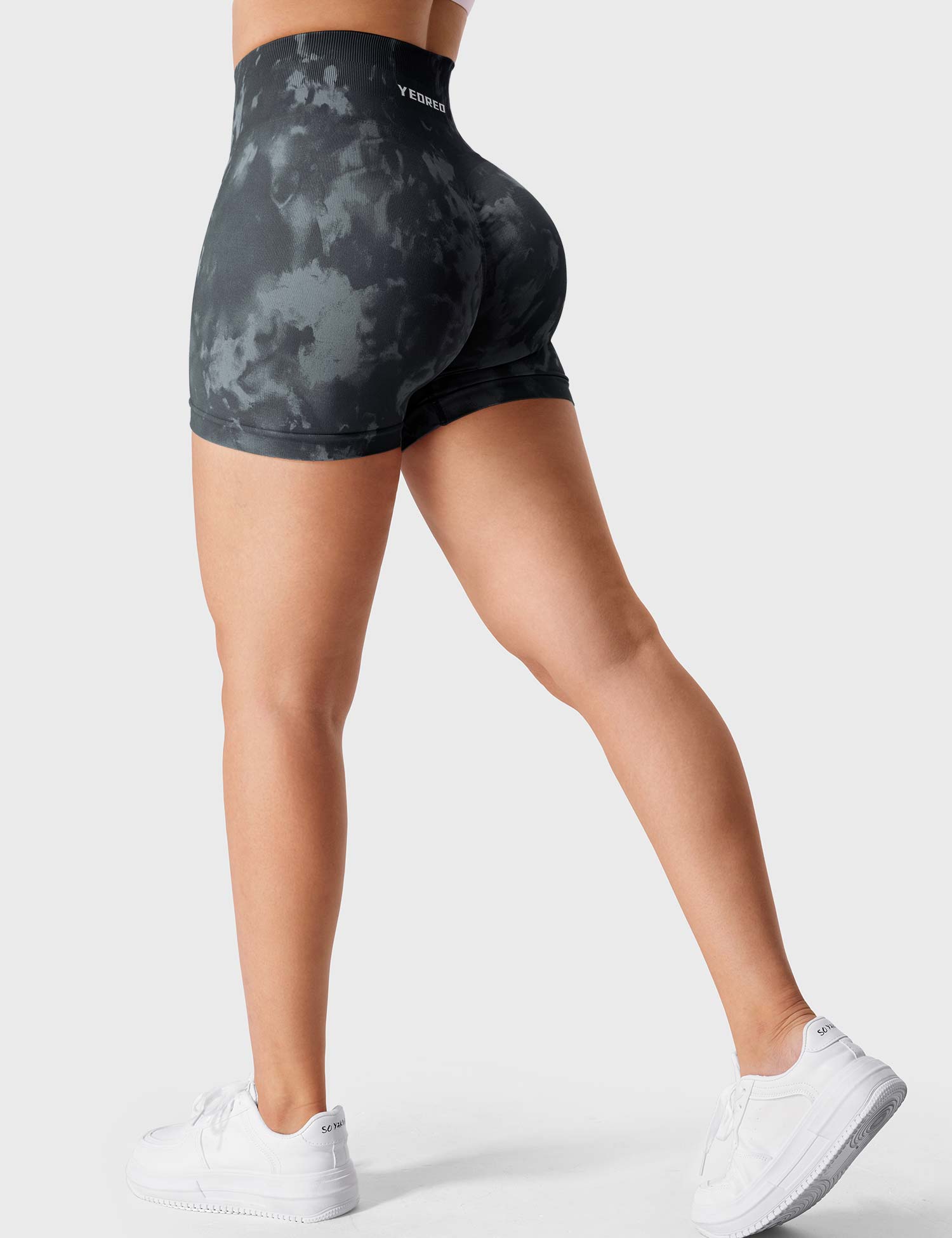 Lyne London™ | Seamless Print Shorts