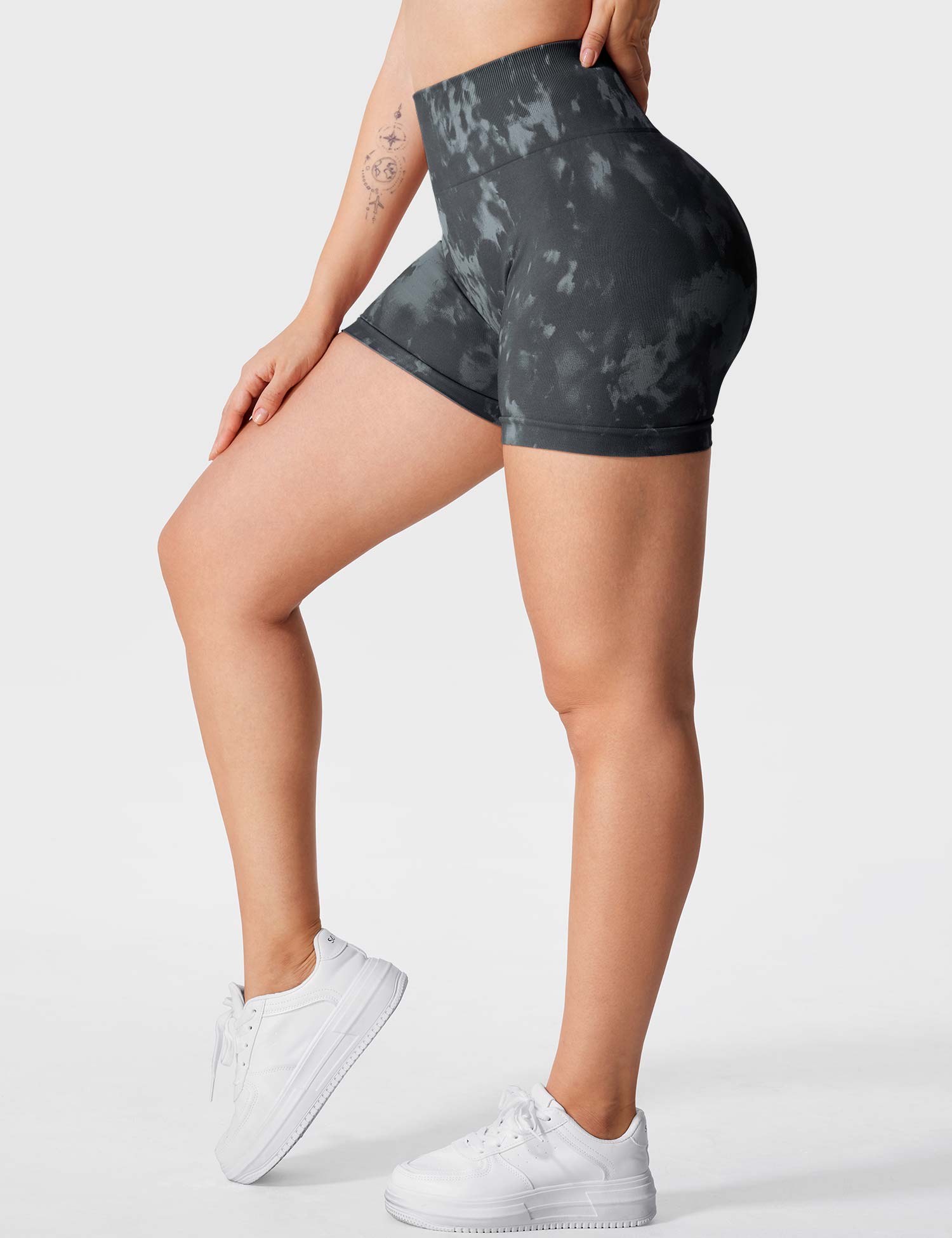 Lyne London™ | Seamless Print Shorts