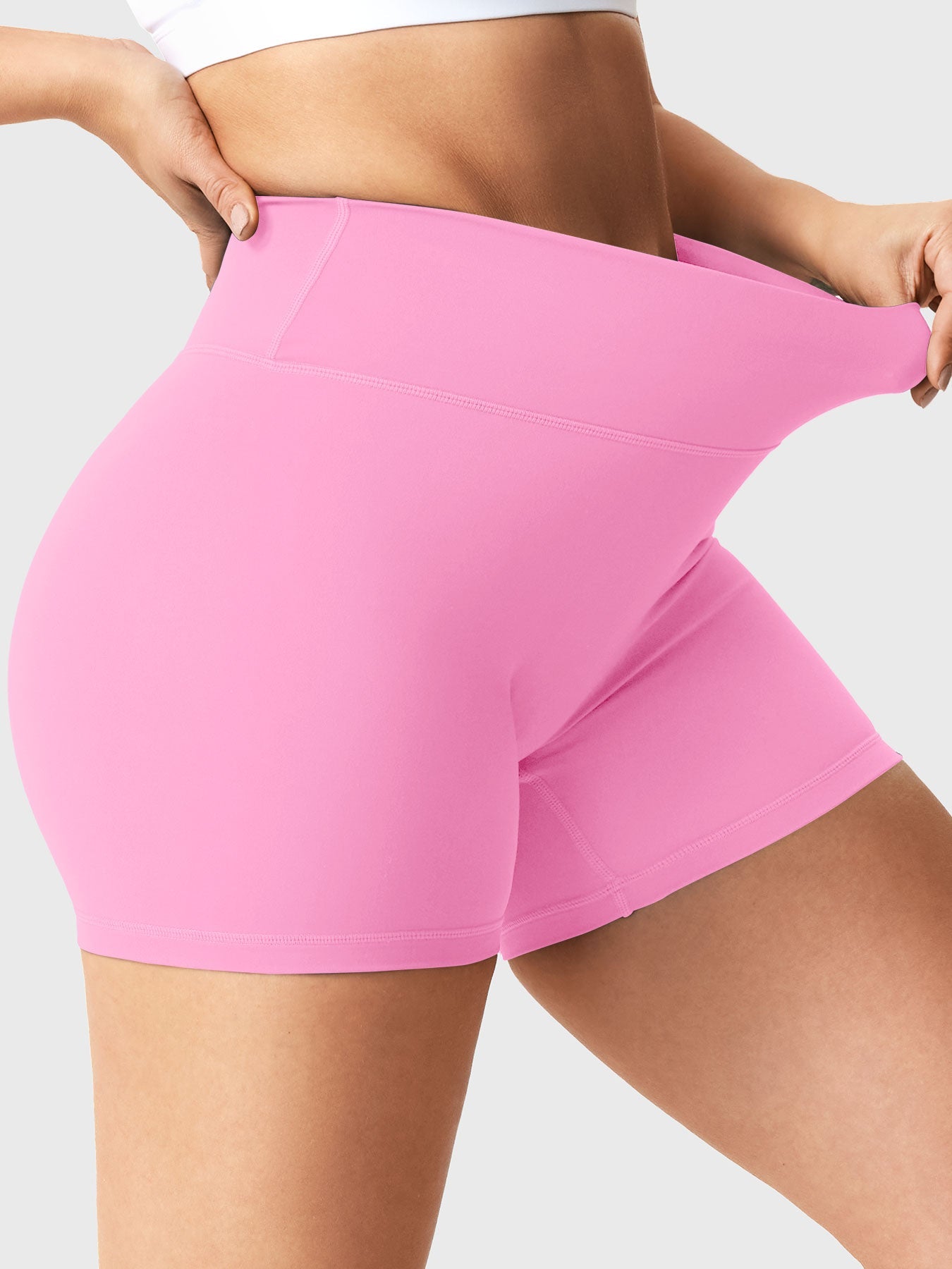 Lyne London™ | 4.5" Scrunch Shorts