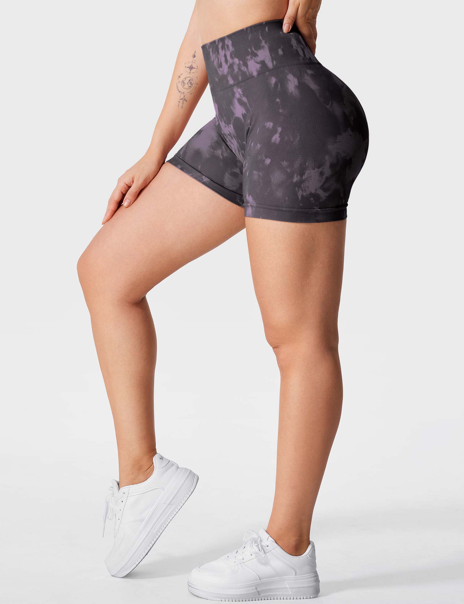 Lyne London™ | Seamless Print Shorts