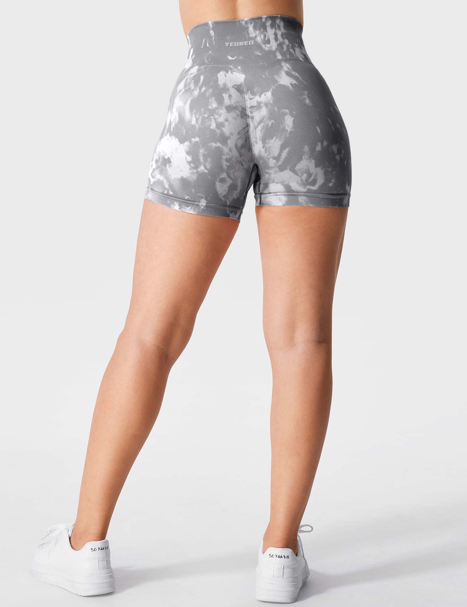 Lyne London™ | Seamless Print Shorts