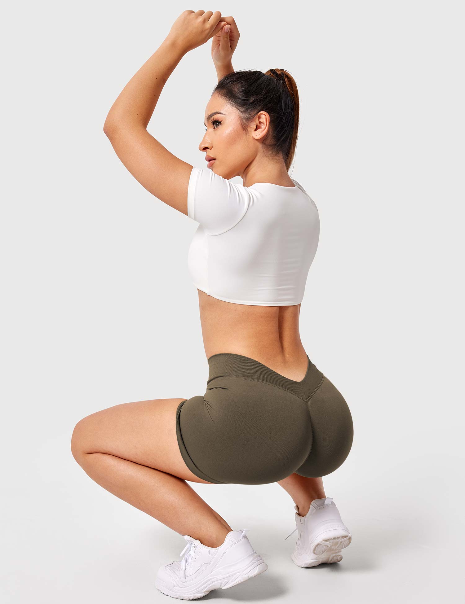 Lyne London™ |  V Cross Liz Seamless Shorts 3.6"