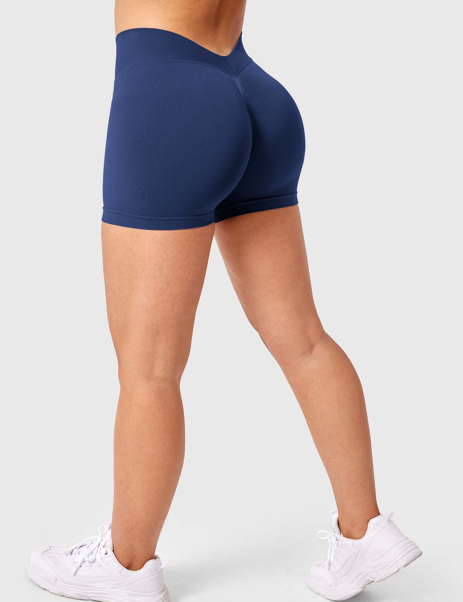 Lyne London™ |  V Cross Liz Seamless Shorts 3.6"