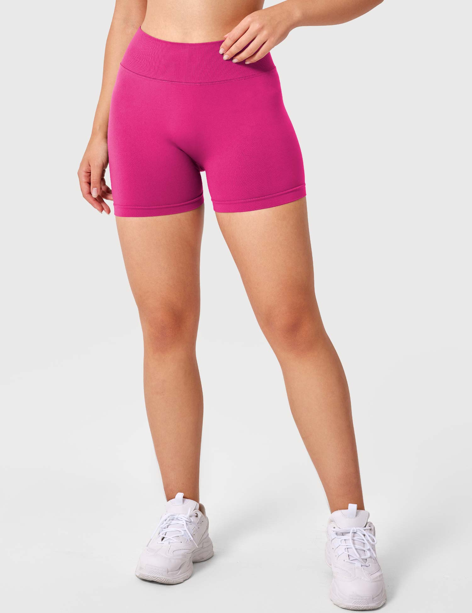 Lyne London™ |  V Cross Liz Seamless Shorts 3.6"