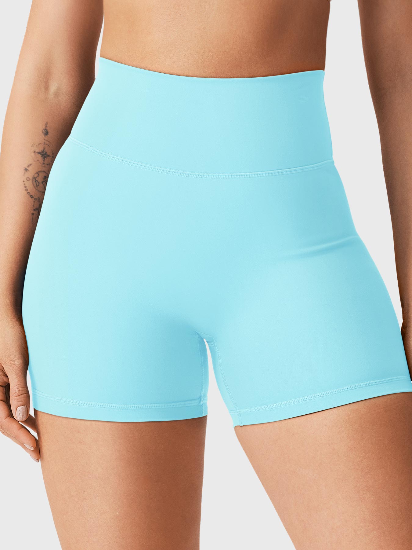 Lyne London™ | 4.5" Scrunch Shorts