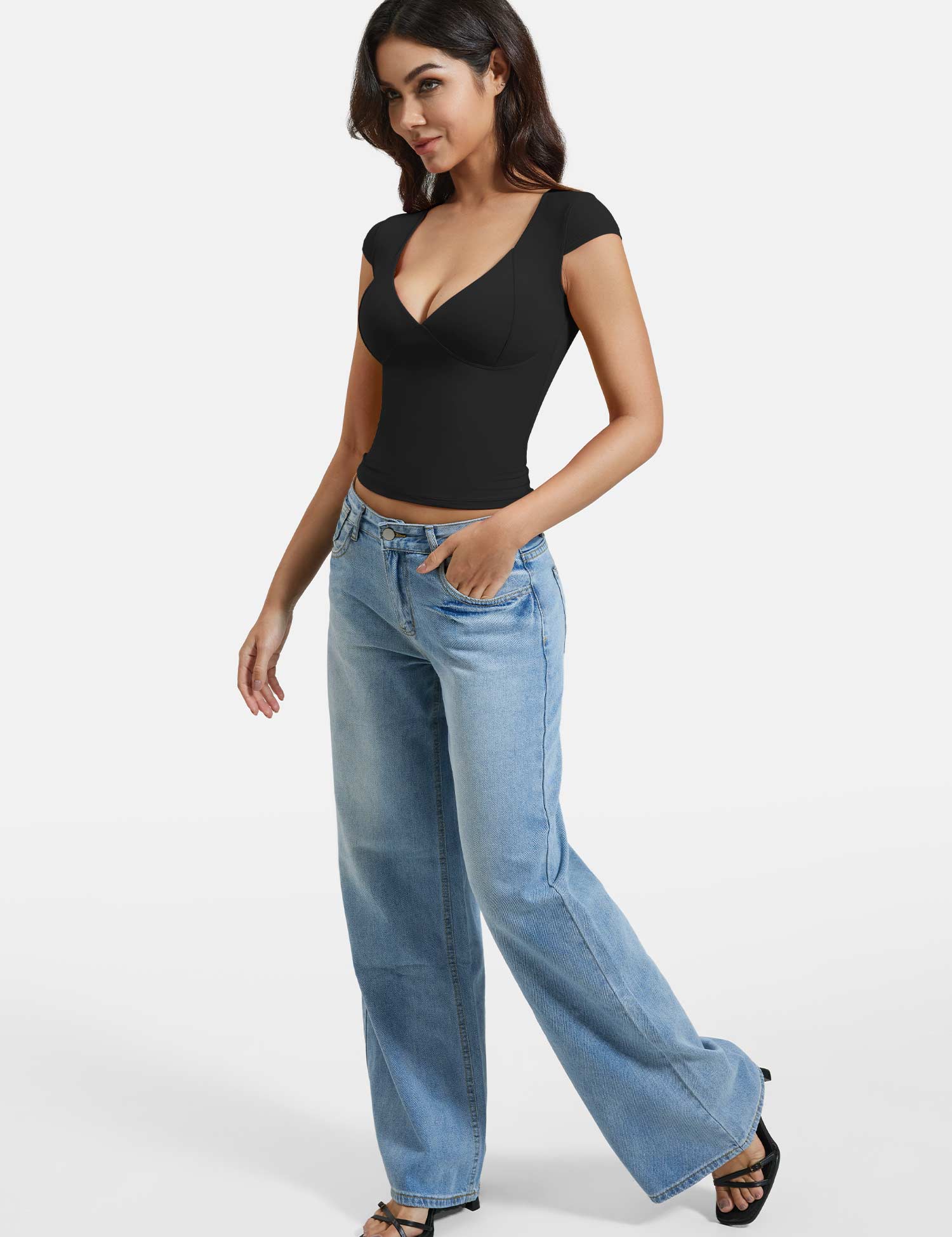 Lyne London™ | V Neck Top