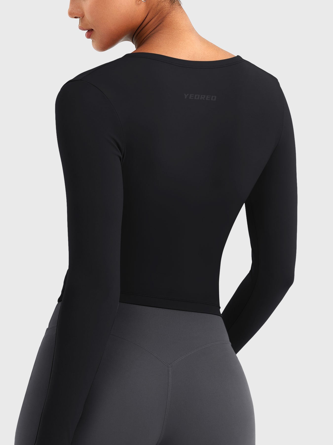 Lyne London™ | V Neck Long Sleeve Top