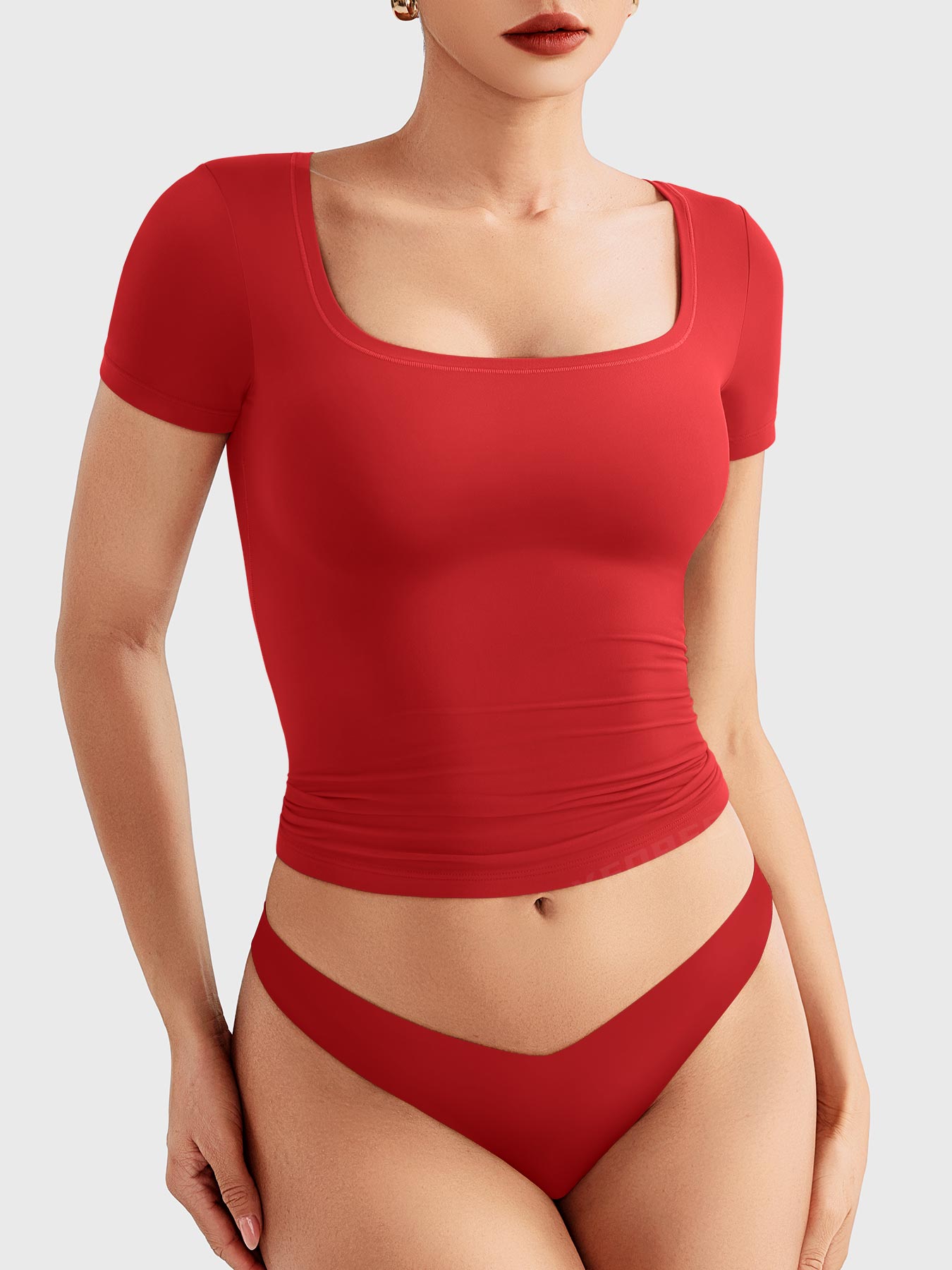 Lyne London™ | Scoop Neck T Shirts