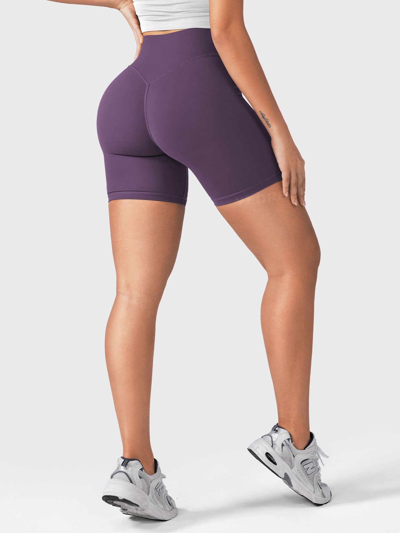 Lyne London™ | Scrunch Shorts