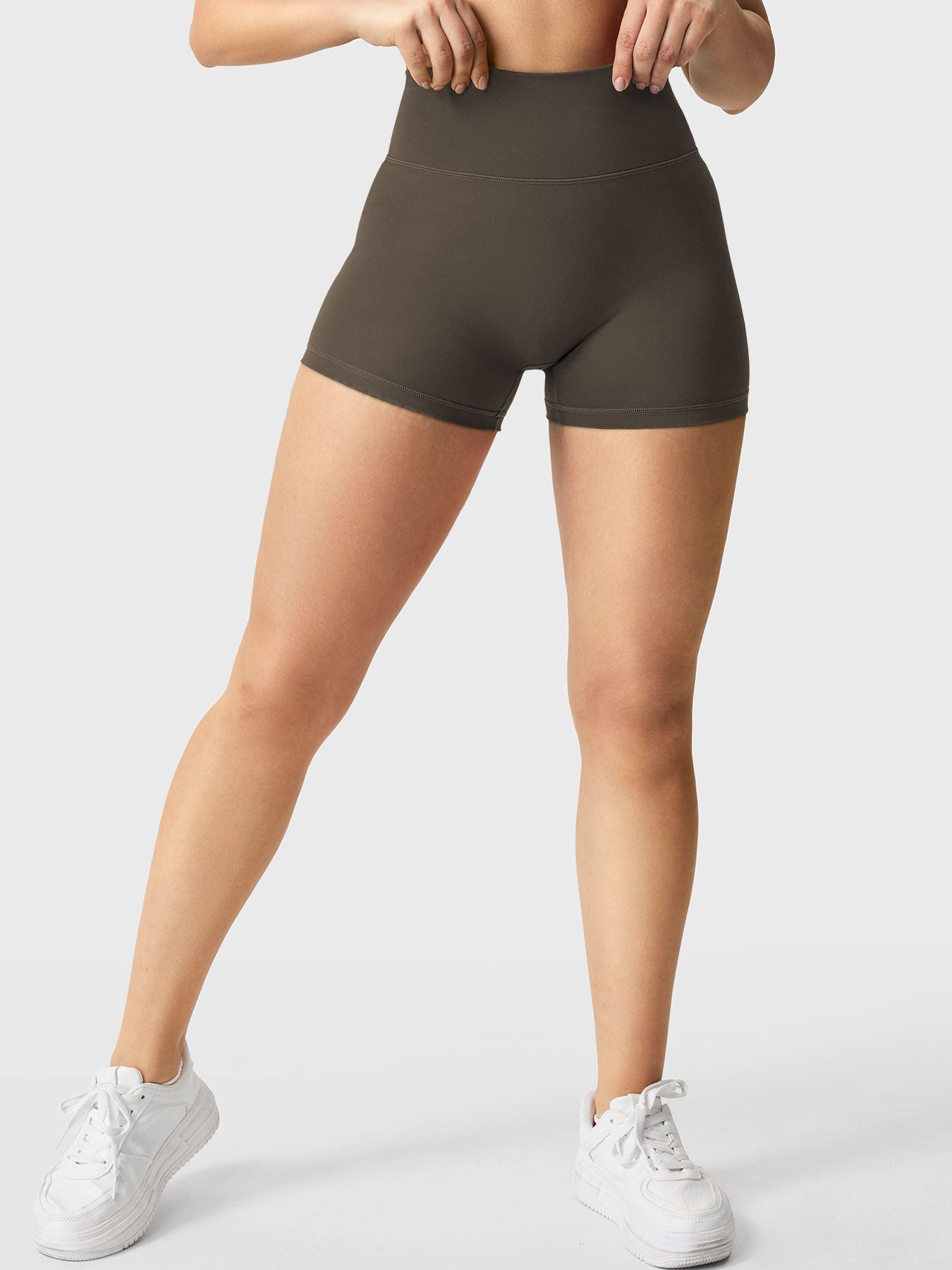 Lyne London™ | 2.5" Running Shorts