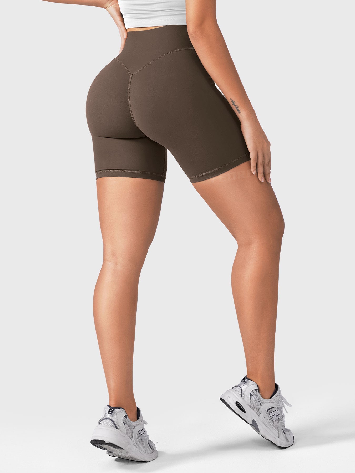 Lyne London™ | Scrunch Shorts