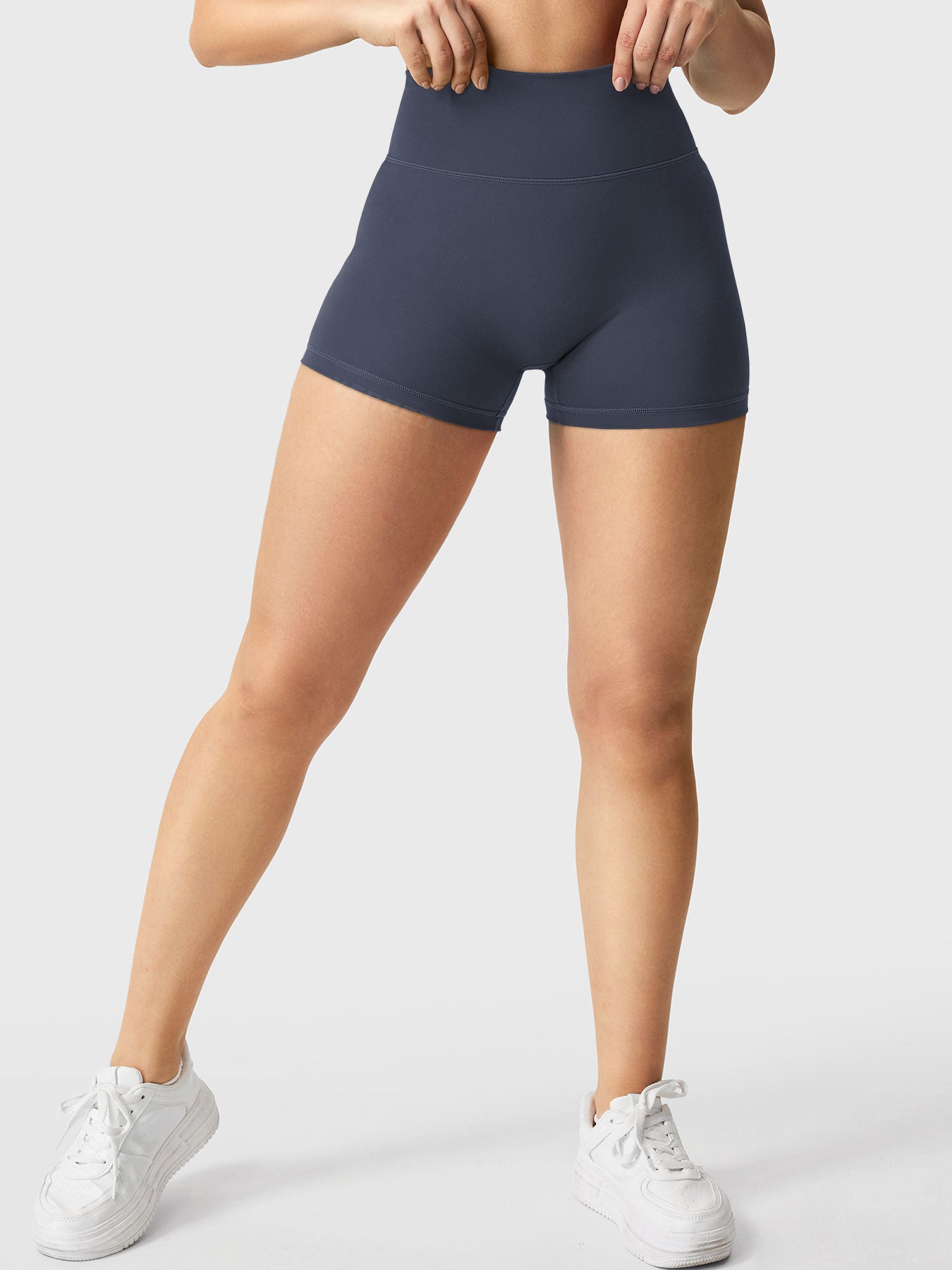 Lyne London™ | 2.5" Running Shorts