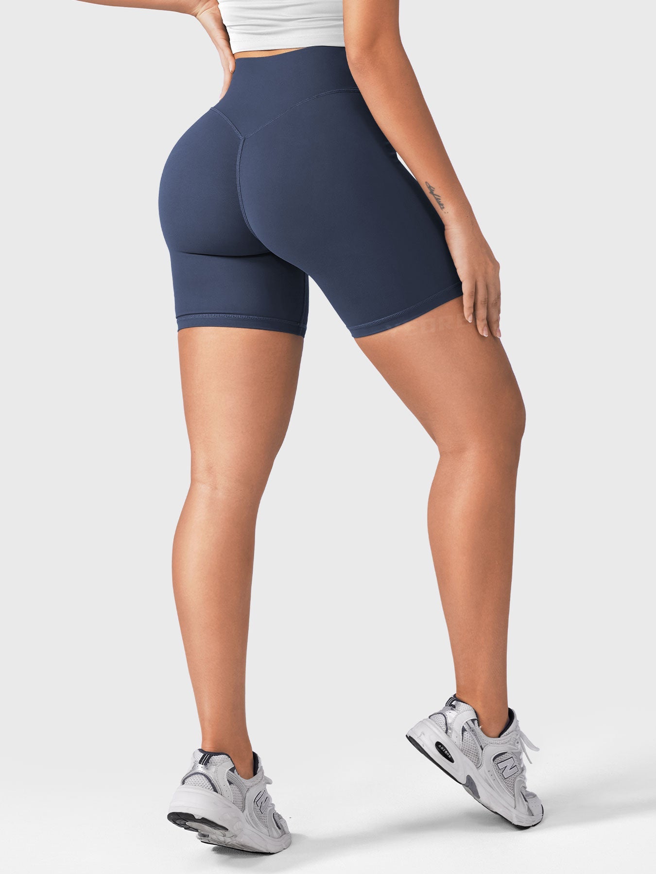 Lyne London™ | Scrunch Shorts