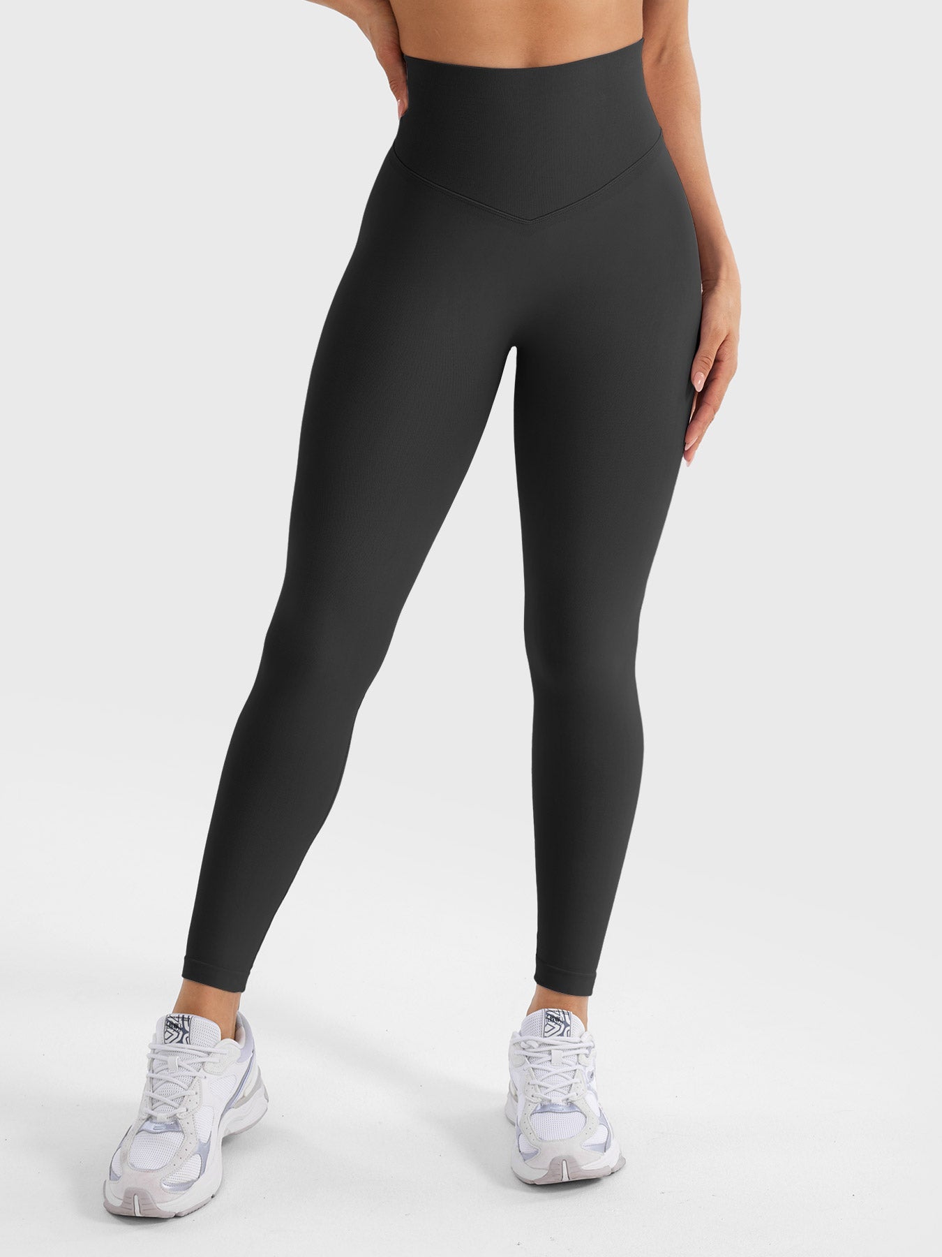 Lyne London™ | High-Waisted Leggings