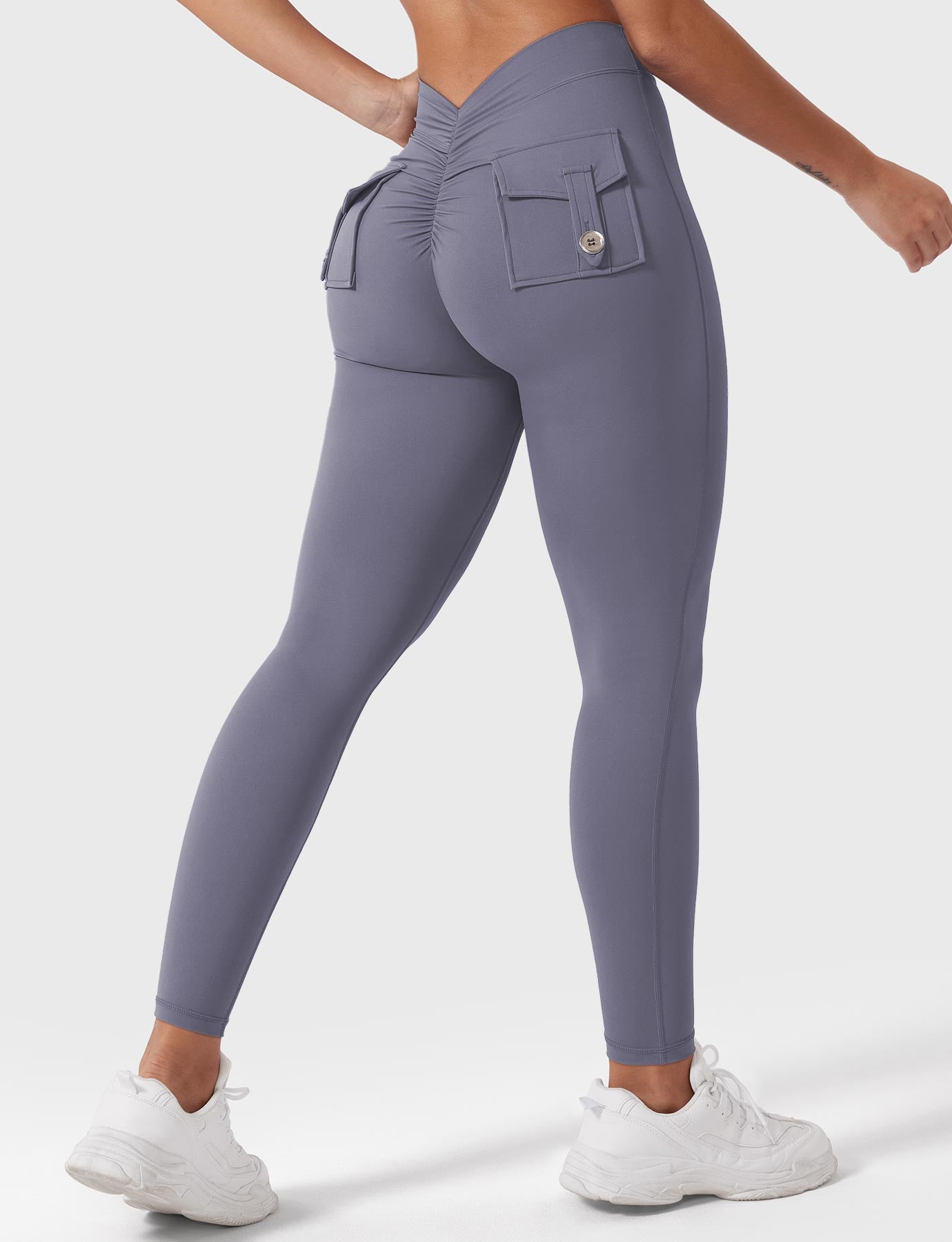 Lyne London™ | V-Back Charm Leggings