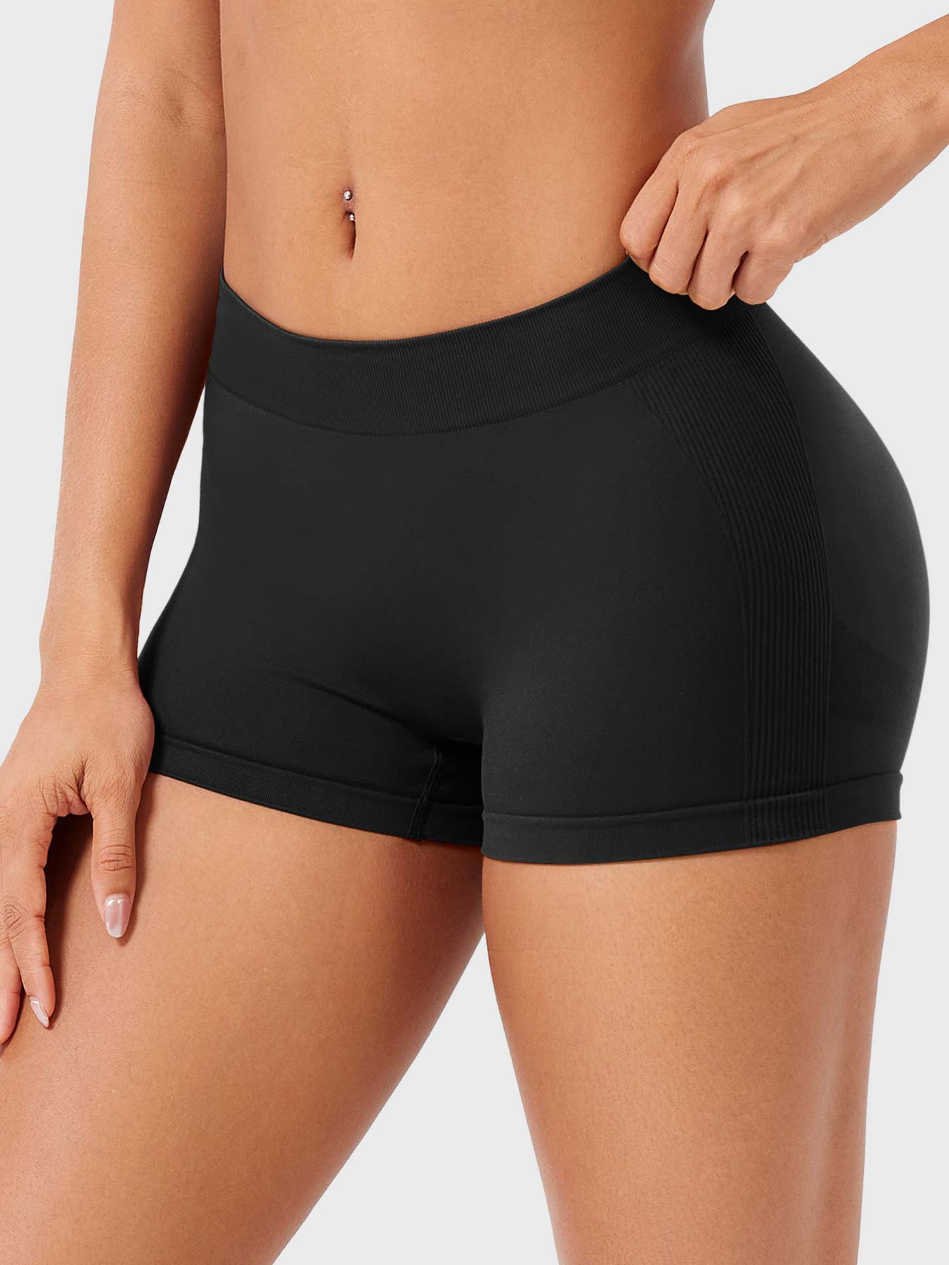 Lyne London™ | 2.5" Low Rise Shorts