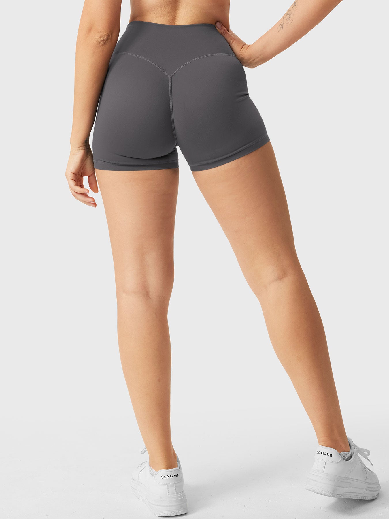 Lyne London™ | 2.5" Running Shorts
