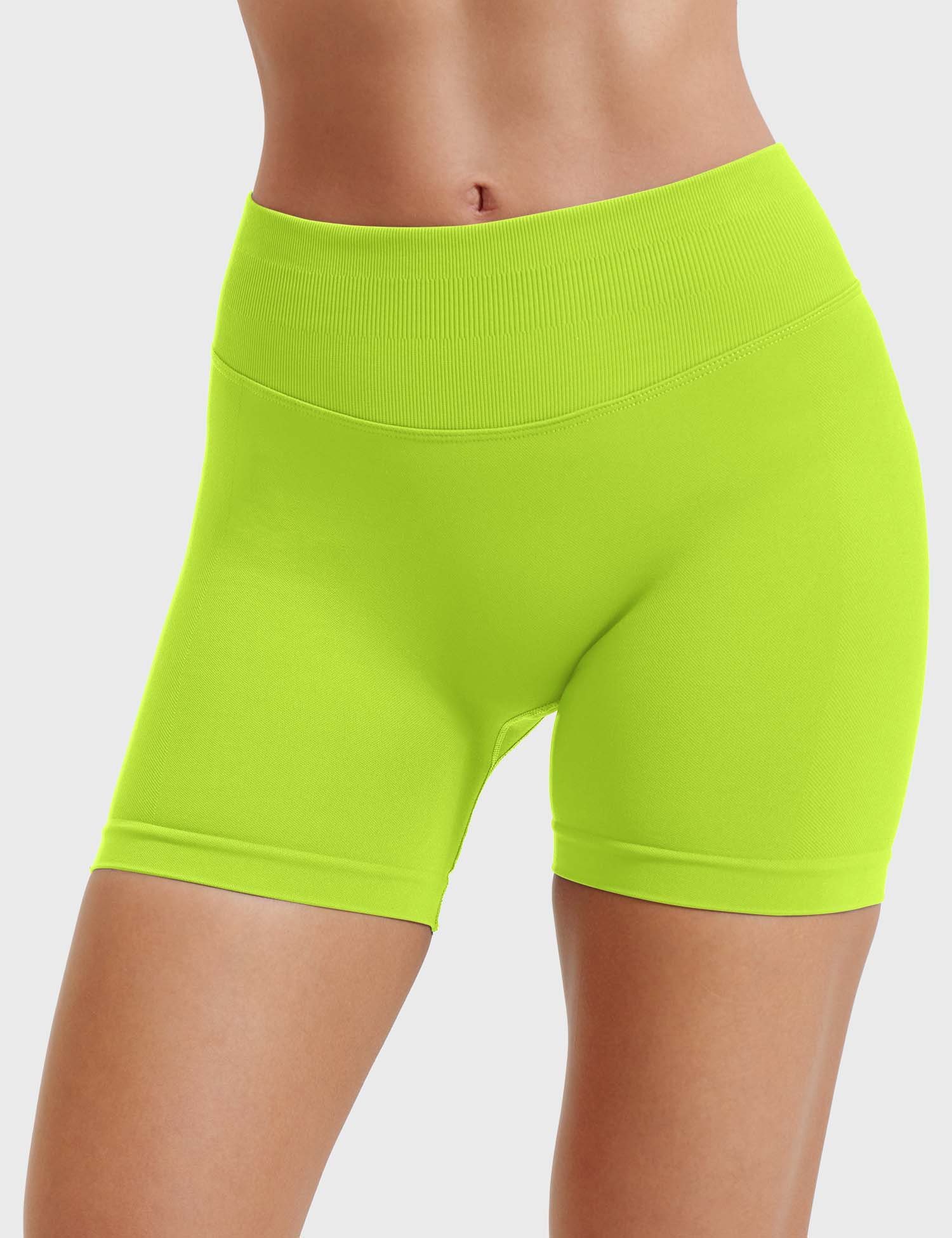 Lyne London™ | 4.5" Shorts